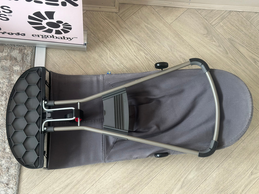 BabyBjorn Bliss Bouncer with Toy Bar- Anthracite