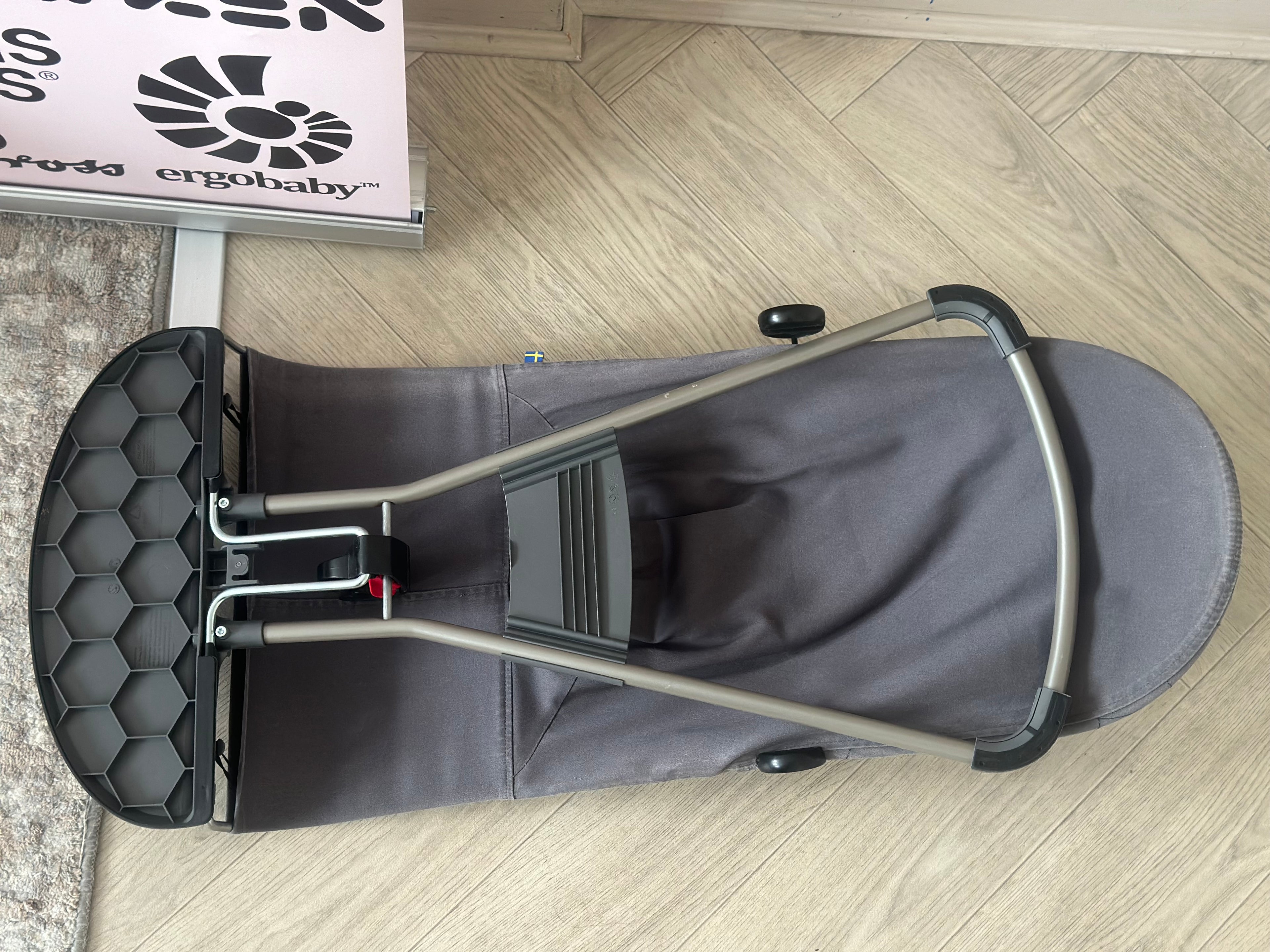 BabyBjorn Bliss Bouncer with Toy Bar- Anthracite
