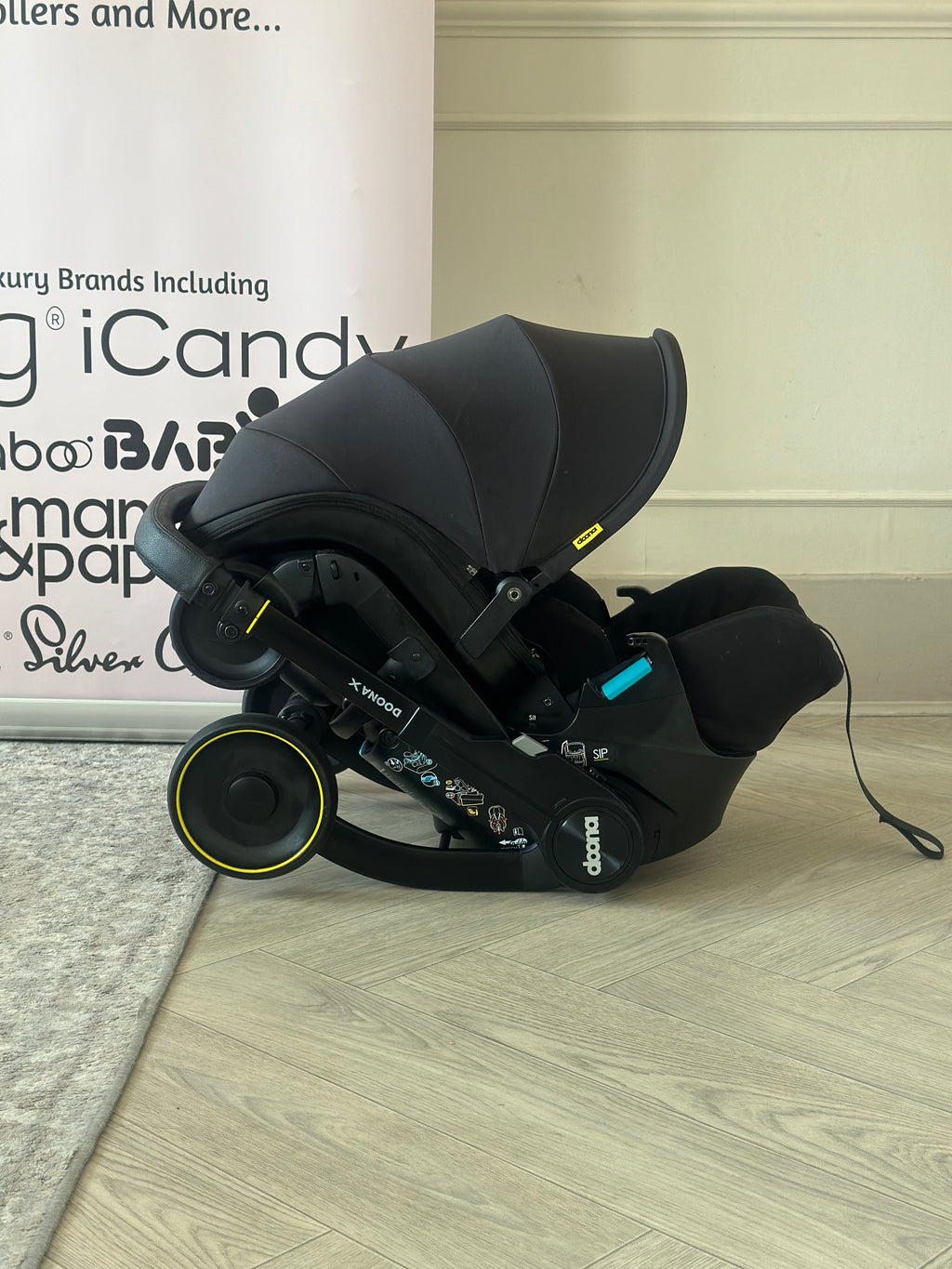 Doona X- Nitro Black