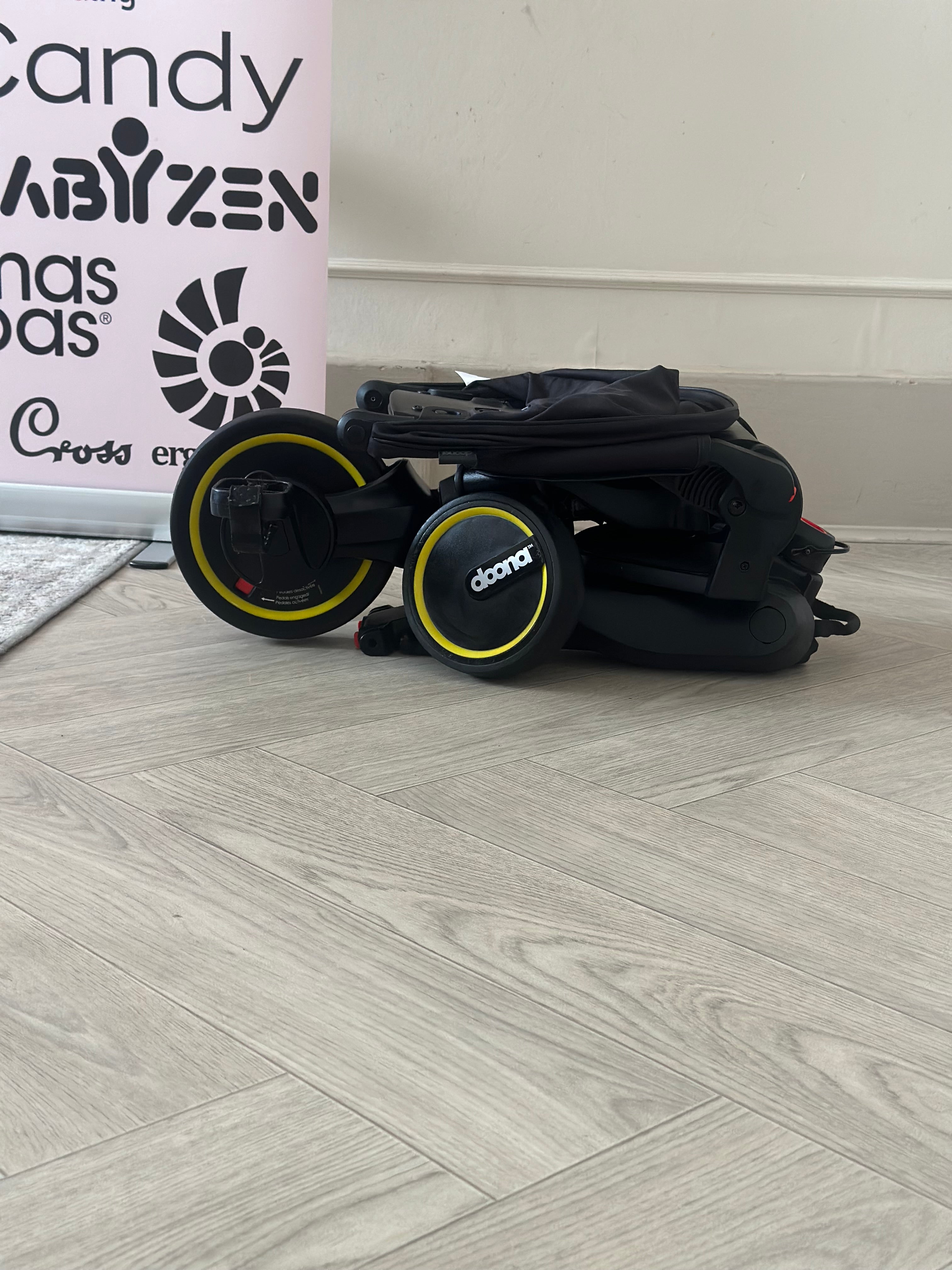✨ Doona™ Liki Trike S5 - Limited Edition - Midnight ✨