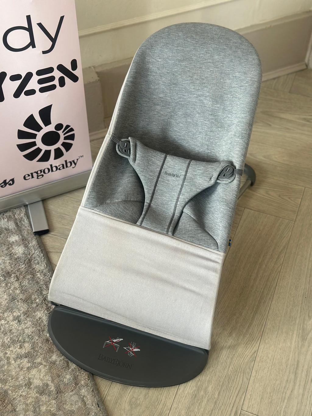 BabyBjorn Bliss Baby Bouncer- 3D Jersey- Light Grey