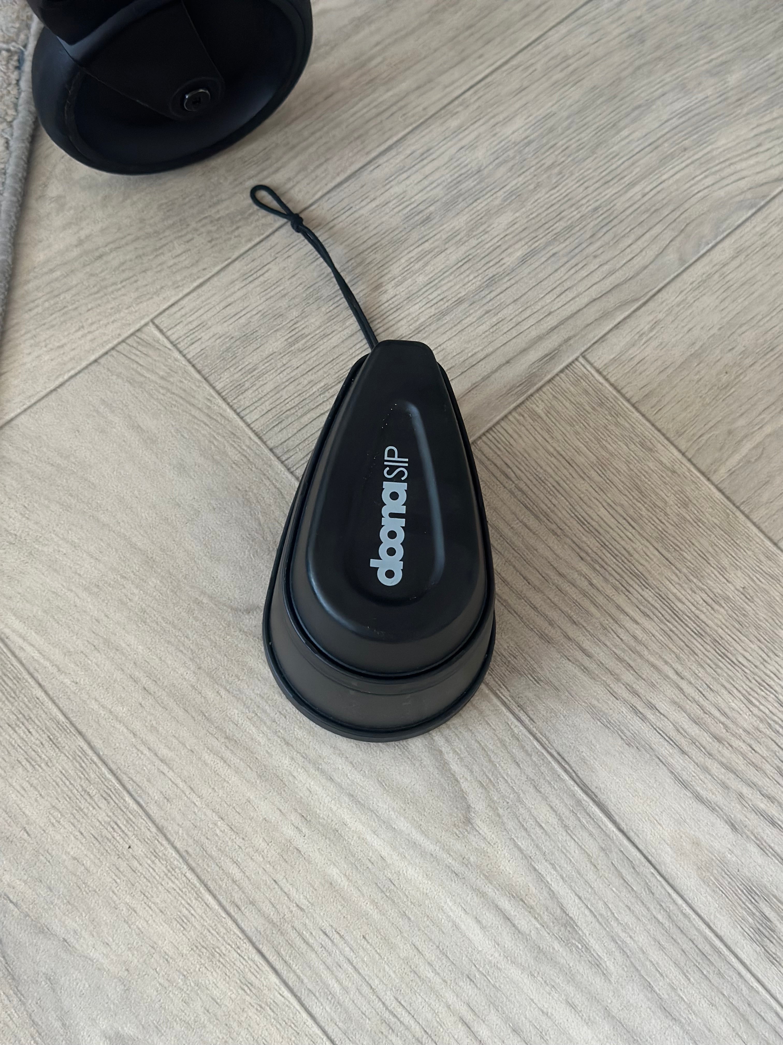 Doona X- Nitro Black
