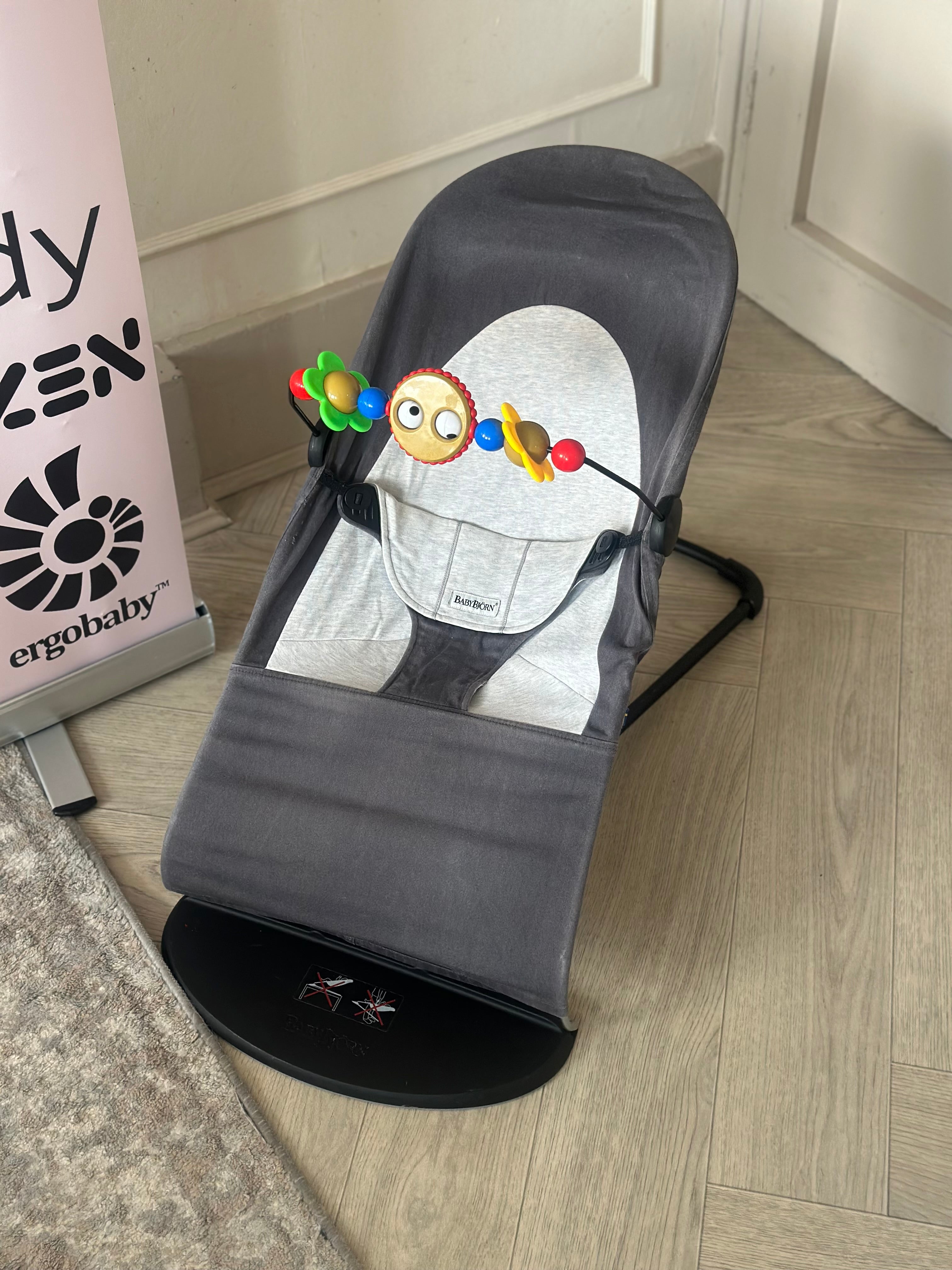 BabyBjorn Bouncer Balance Soft Woven Jersey with Toy- Dark Grey/Grey