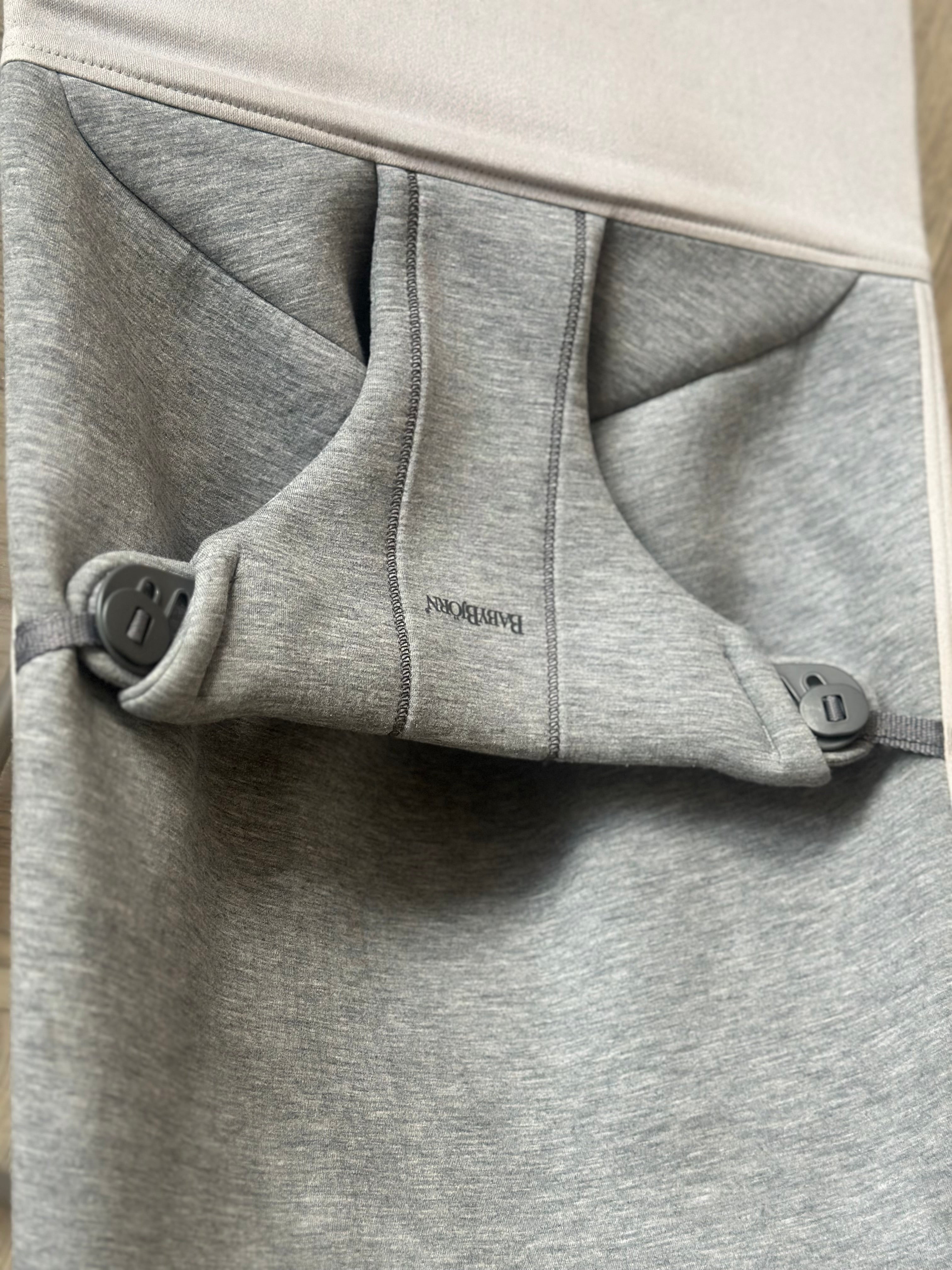 BabyBjorn Bliss Baby Bouncer- 3D Jersey- Light Grey