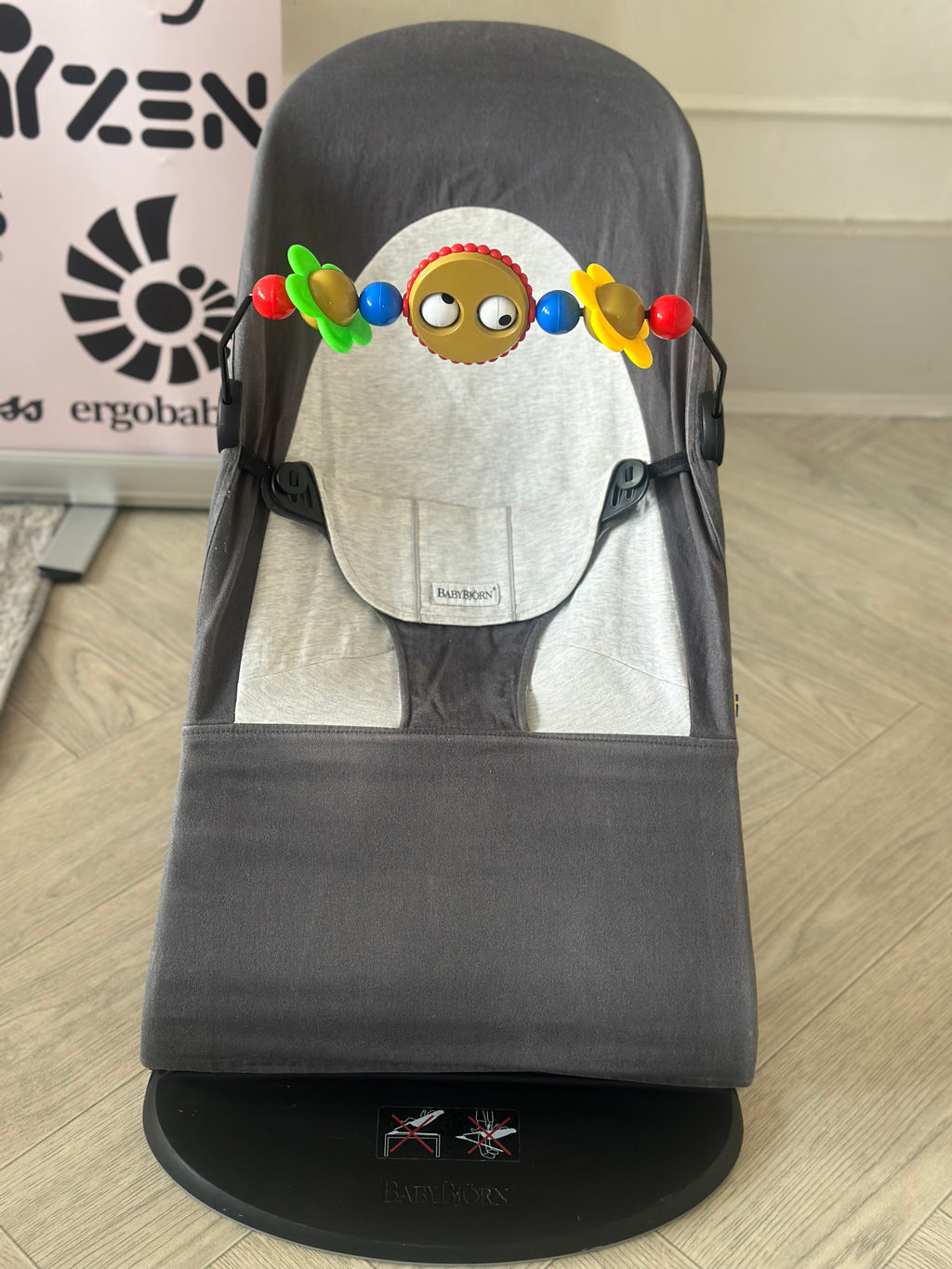 BabyBjorn Bouncer Balance Soft Woven Jersey with Toy- Dark Grey/Grey